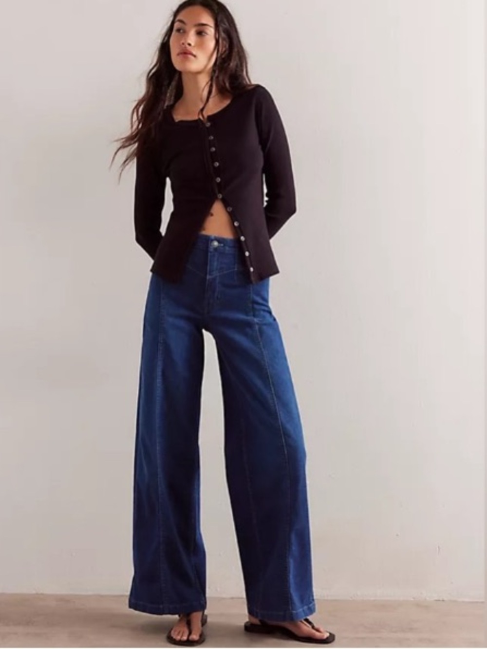 Free People We The Free Libre High Rise Flared Wide Leg Jeans Dark Denim 24 - Picture 3 of 11